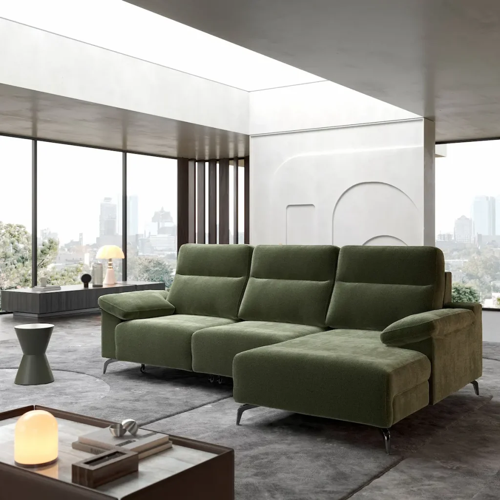 Sofá en Orihuela con estilo moderno y tapizado duradero