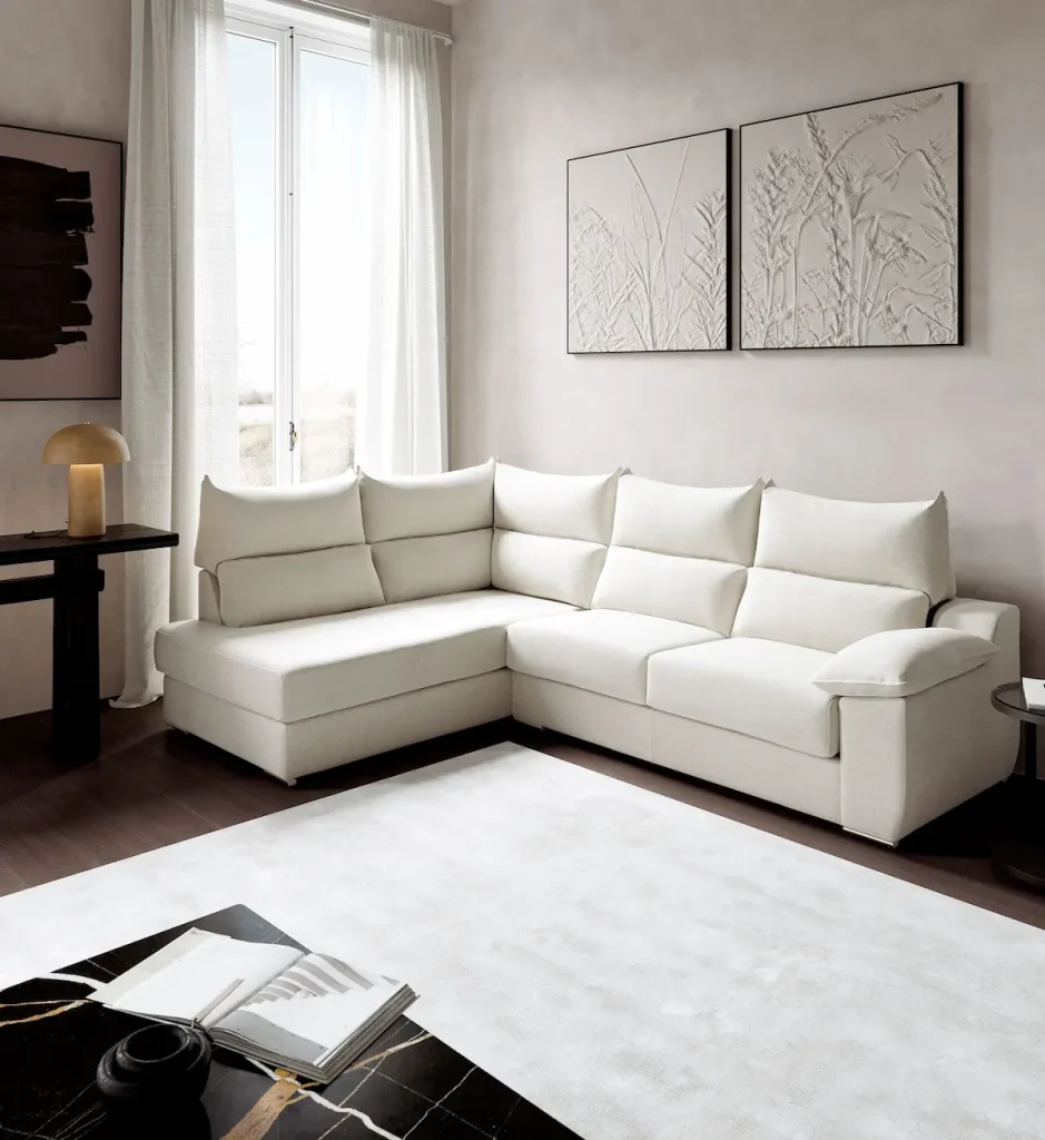 Sofá en Xátiva con diseño actual y acabados resistentes